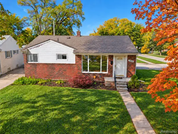 19448 Woodmont ST, HarperWoods, MI 48225