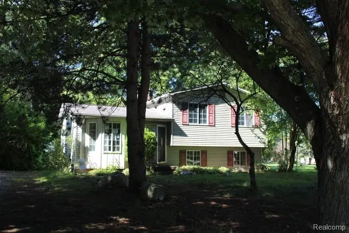 5841 Gracelawn ST, Deerfield, MI 48461 - #1