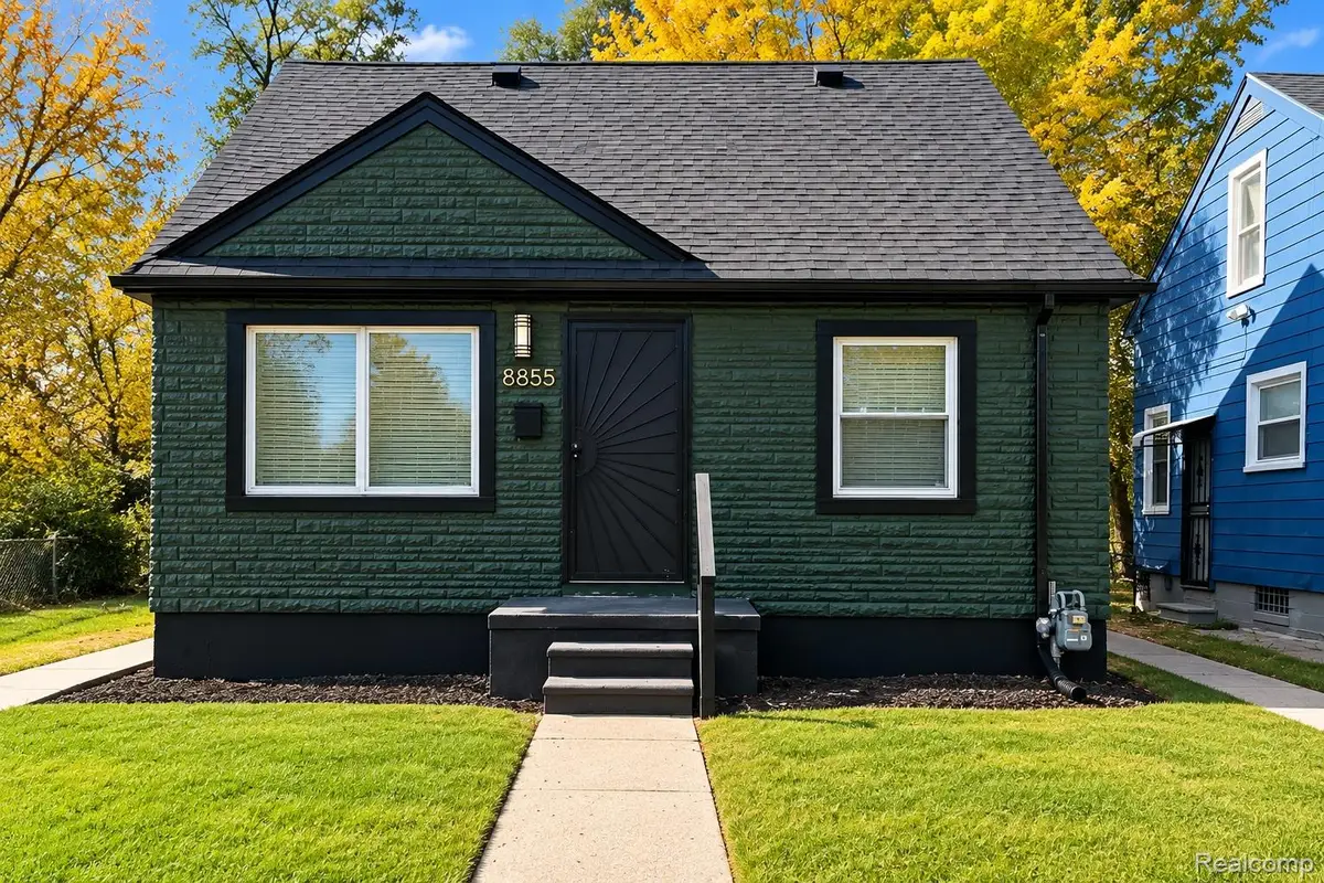 8855 Stout ST, Detroit, MI 48228 - #1