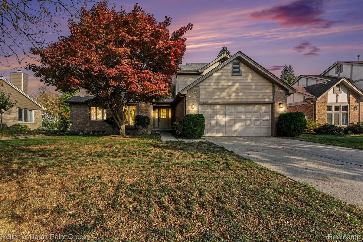 4894 Pickford DR, Troy, MI 48085 - #1