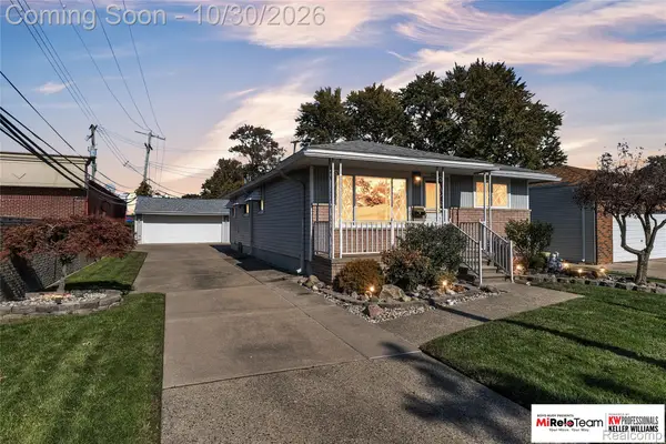 21515 Broadway ST, StClairShores, MI 48080