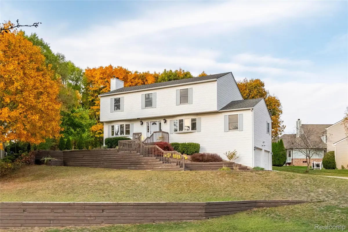 10944 Charring Cross CIR, Whitmore Lake, MI 48189 - #1