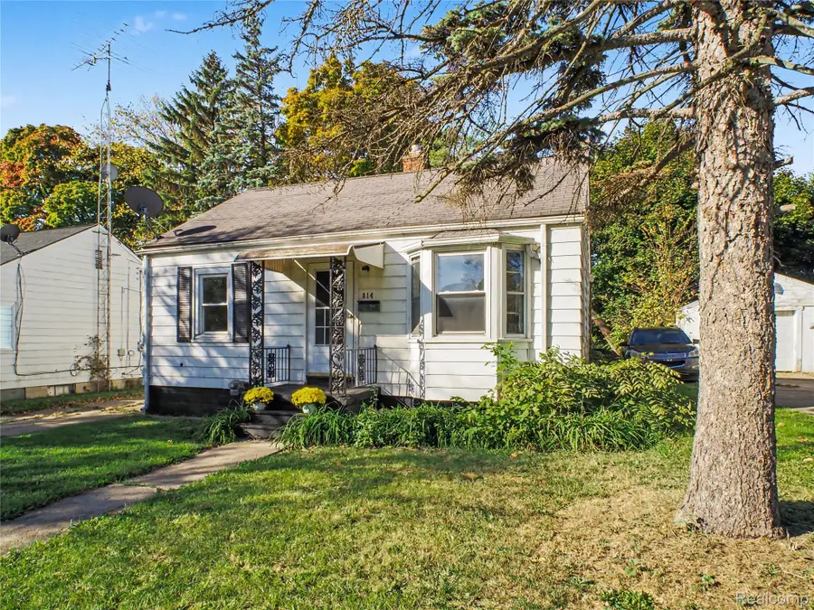 814 Hubbard AVE, Flint, MI 48503 - #2