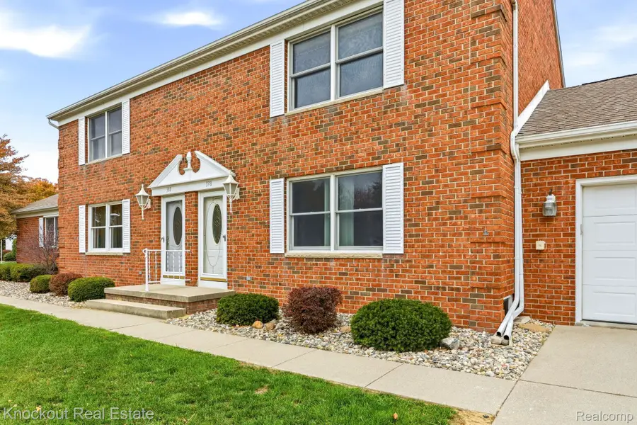 378 Kleiner ST, Frankenmuth, MI 48734 - #3
