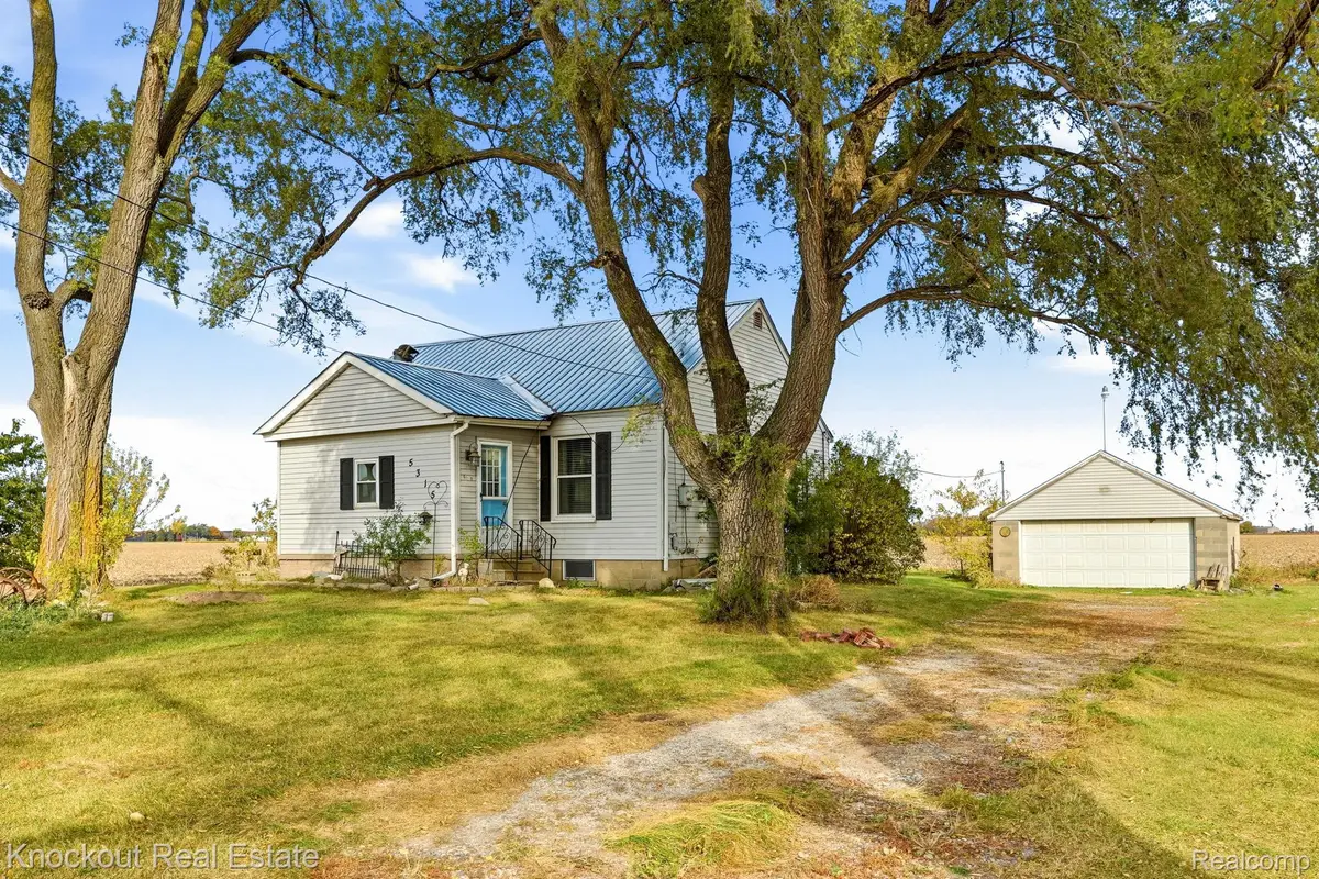 5315 E Washington RD, Saginaw, MI 48601 - #1