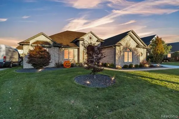 3621 Aspen LN, Canton, MI 48188 - #2