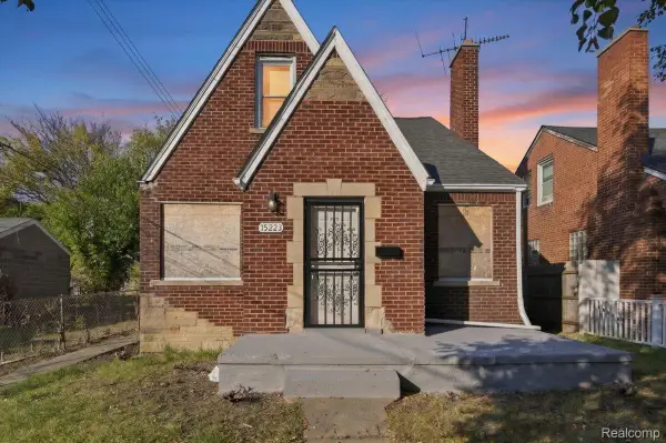 15223 Young ST, Detroit, MI 48205