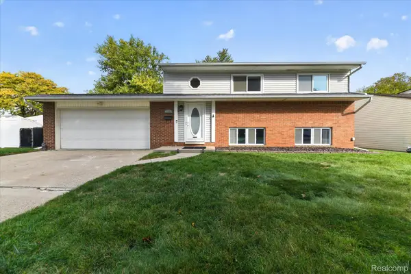 11837 Delvin DR, SterlingHeights, MI 48313