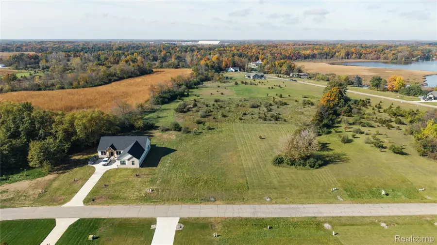 105 Bloomfield BLVD, Brooklyn, MI 49230 - #3
