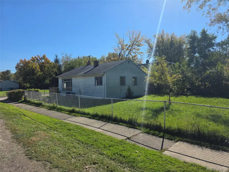 32004 Cheboygan CT, Westland, MI 48186 - #2