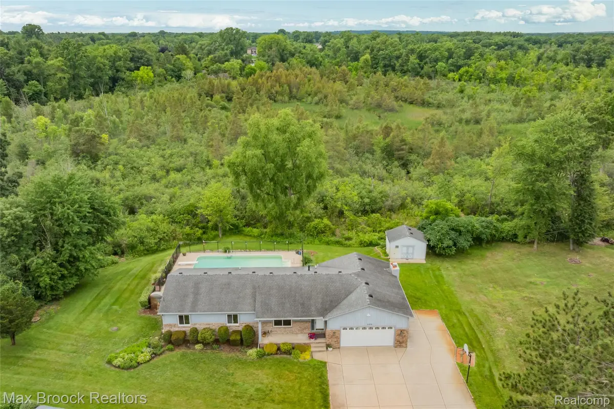 2000 Matthew ST, Commerce, MI 48390 - #1