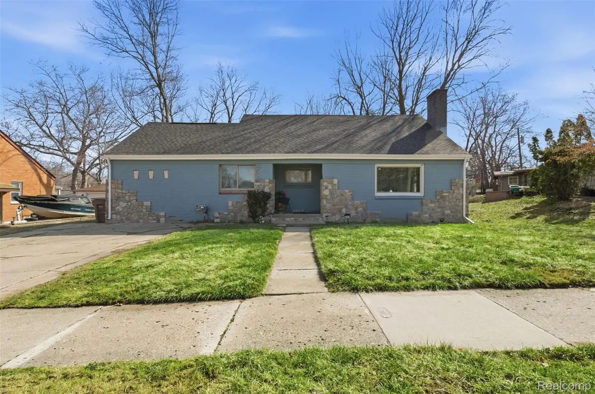 297 Starr AVE, Pontiac, MI 48341 - #1