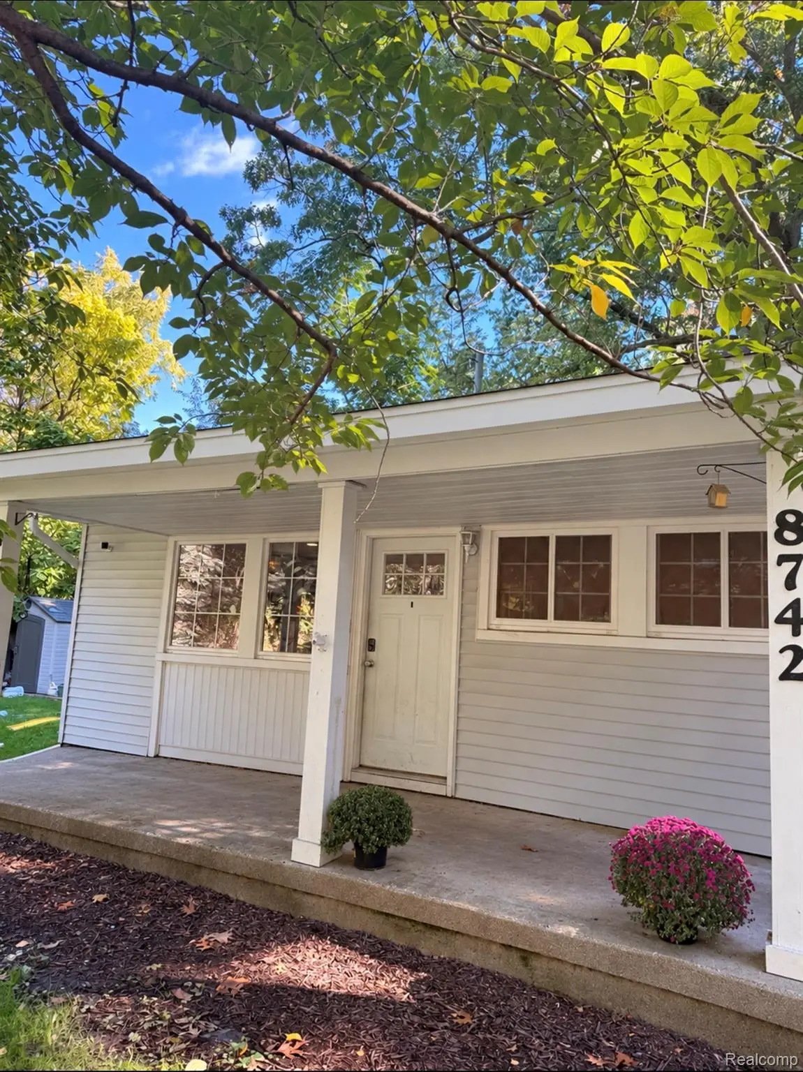 8742 Thendara BLVD, Clarkston, MI 48348 - #1