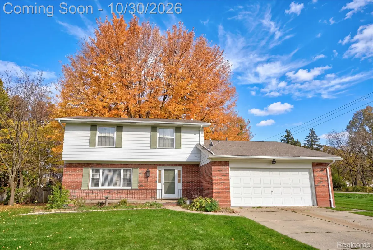 1010 Western Hills DR, Flint, MI 48532 - #1