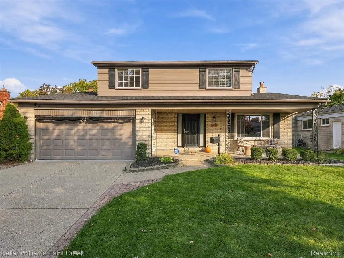 40112 Flagstaff DR, Sterling Heights, MI 48313 - #1