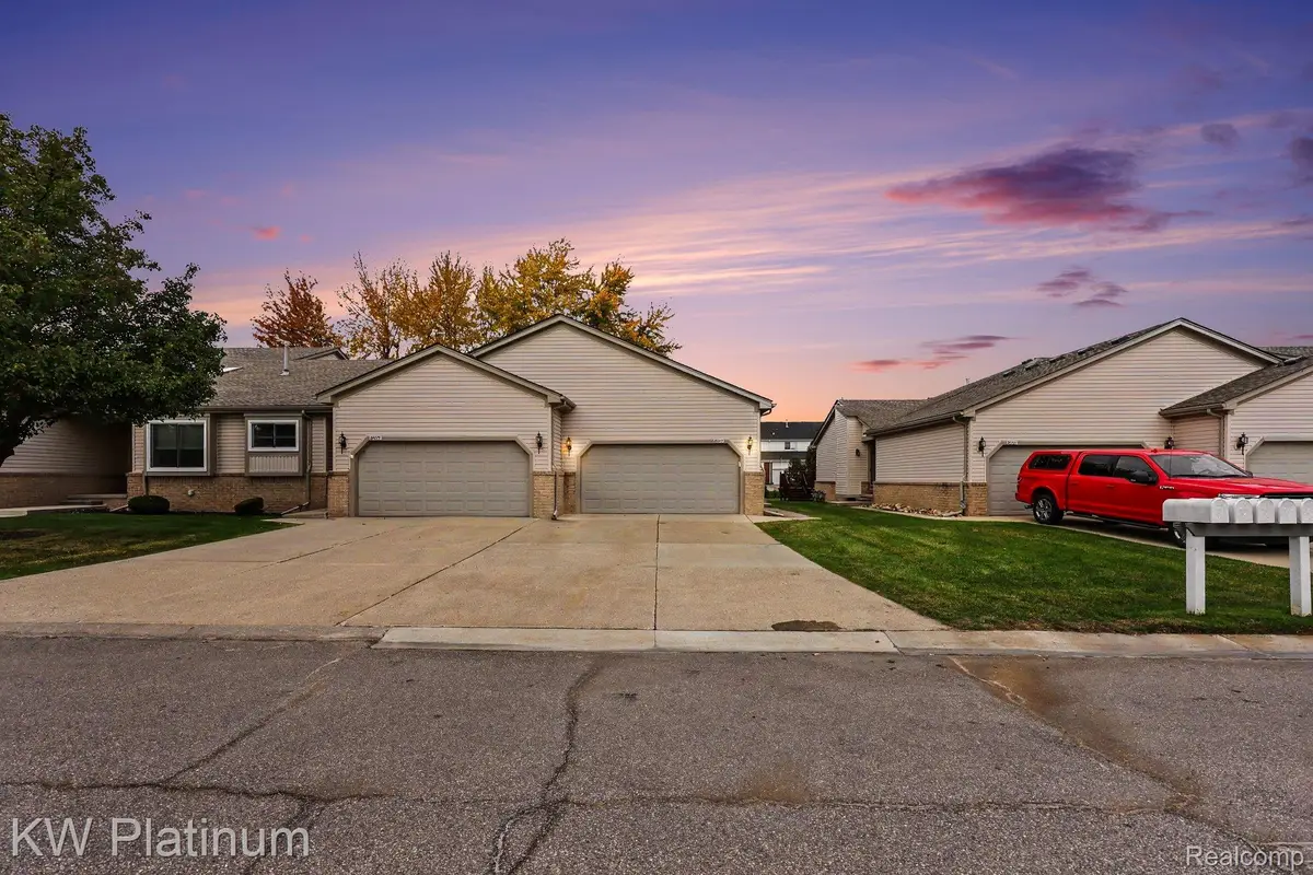 29277 Red Maple DR, Chesterfield, MI 48051 - #1