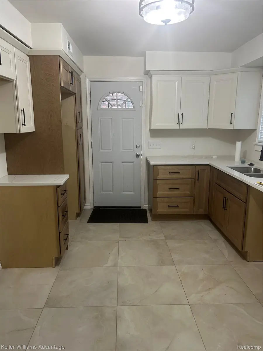 14145 Faust AVE, Detroit, MI 48223 - #3