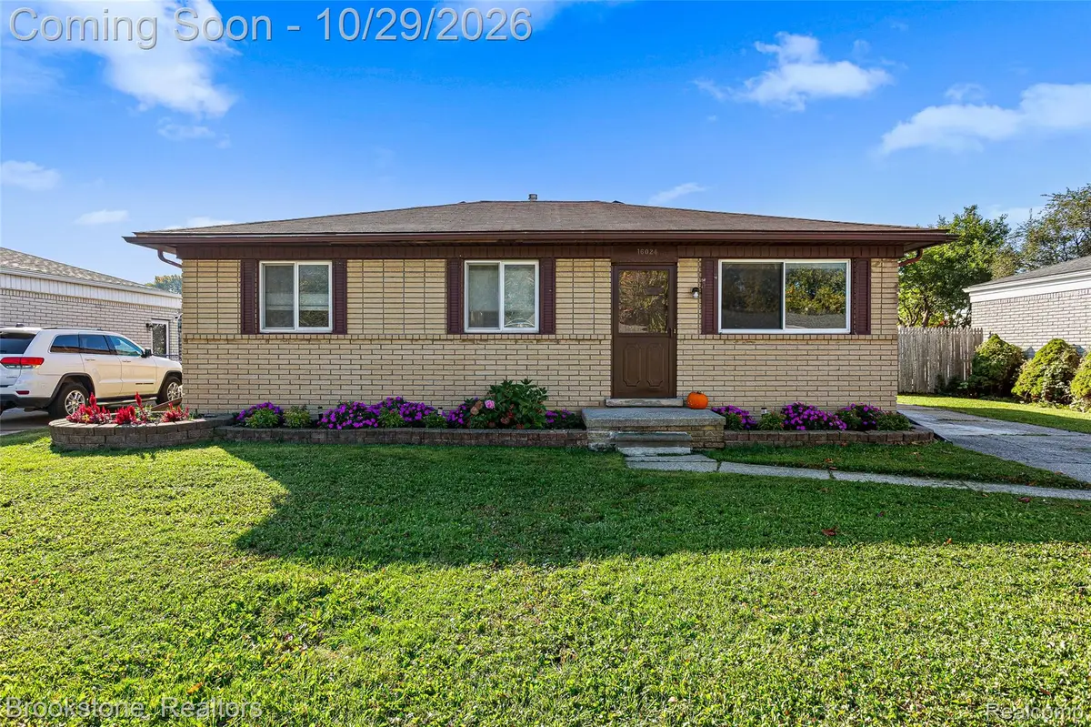 16024 Wellington AVE, Roseville, MI 48066 - #1