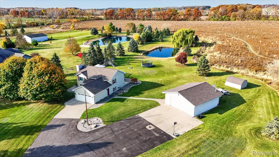 7379 Hospital RD, Freeland, MI 48623 - #2