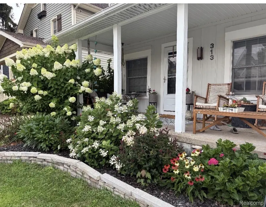 313 N Castell AVE, Rochester, MI 48307 - #3