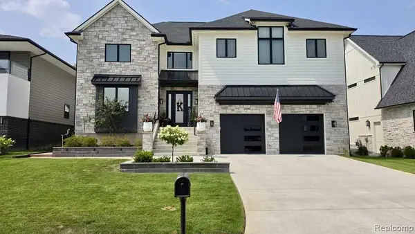 1820 Sadie Shore DR, CommerceTwp, MI 48382