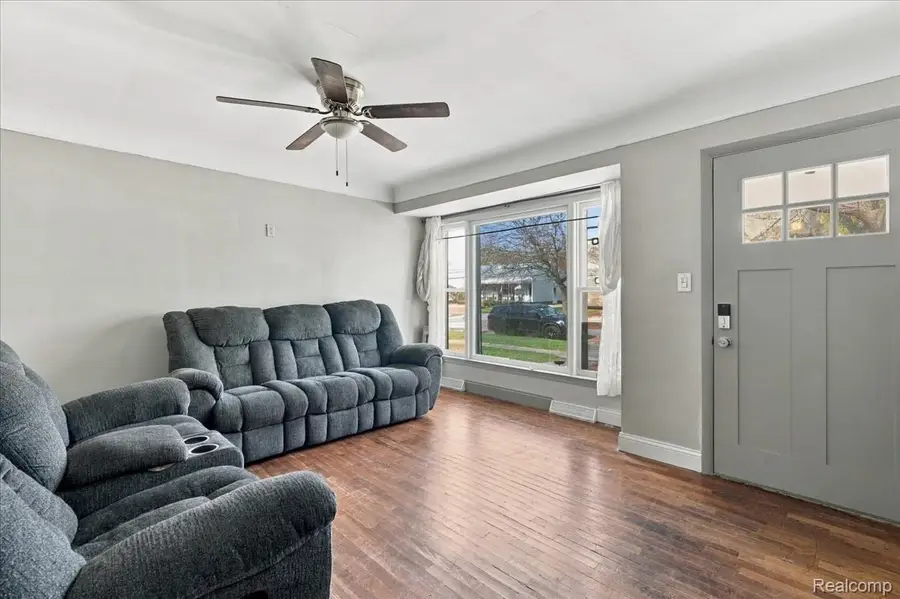 3734 Risedorph AVE, Flint, MI 48506 - #3