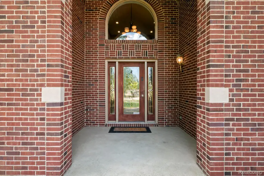 52018 Loon CT, Utica, MI 48315 - #3