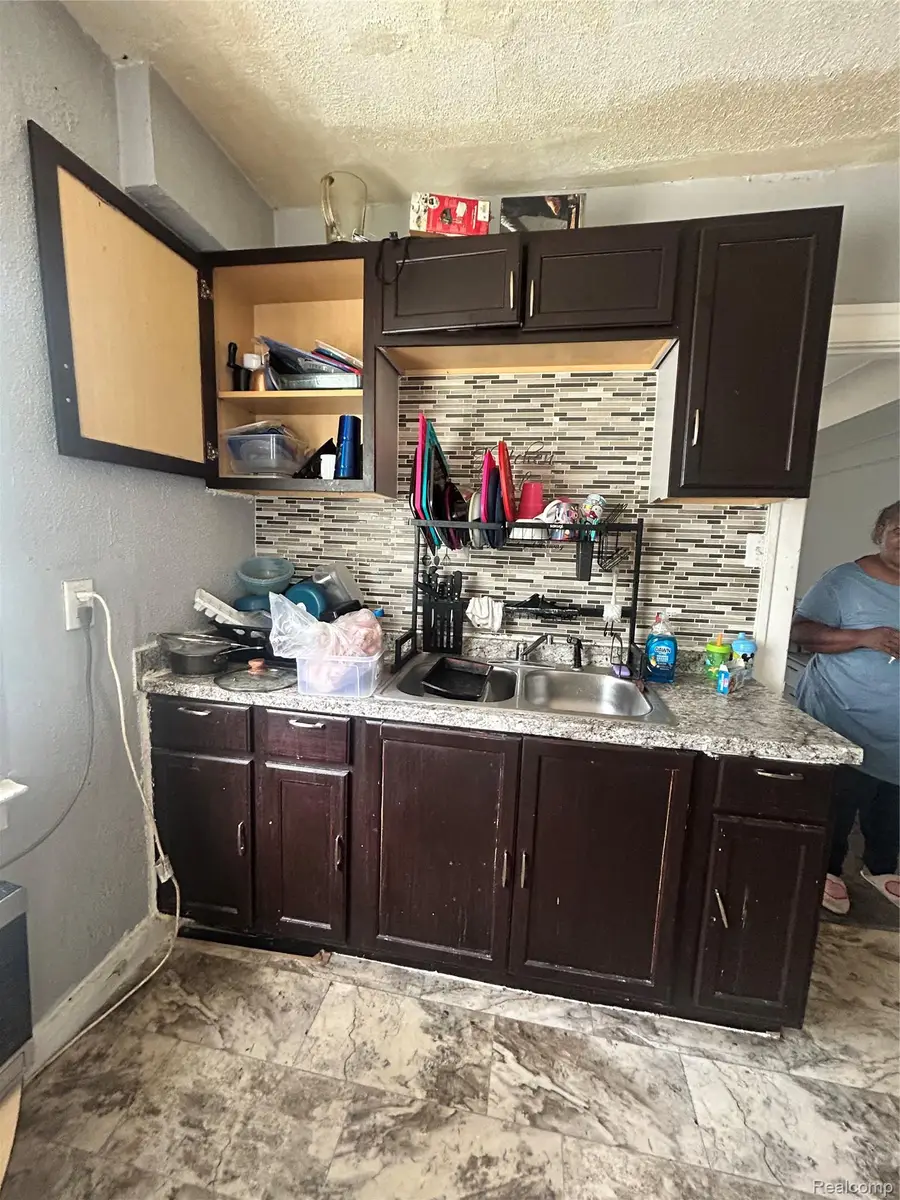 11144 Sanford ST, Detroit, MI 48205 - #3