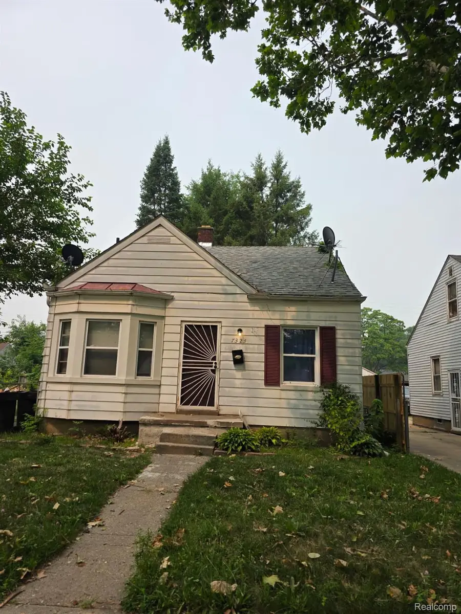 7323 Mettetal ST, Detroit, MI 48228 - #2