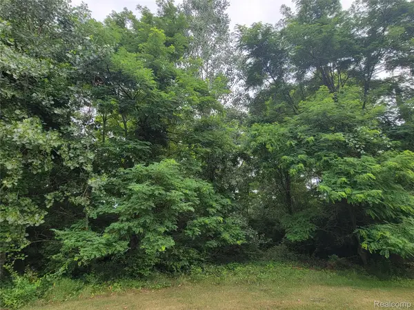 Lot 21 - Rexford CRT, Brighton, MI 48116