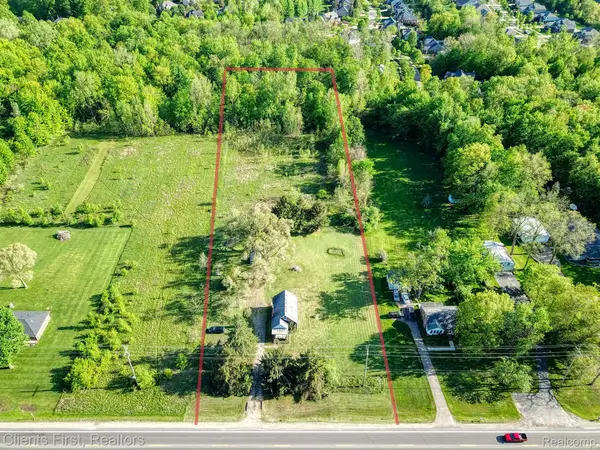 48375 FORD RD, Canton, MI 48187