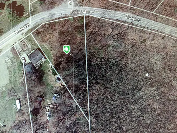 12192 DOANE RD, SouthLyon, MI 48178
