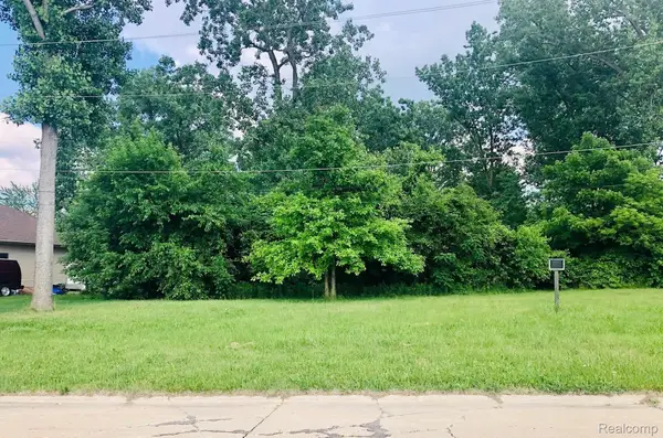 16265 Harrison ST, Romulus, MI 48174
