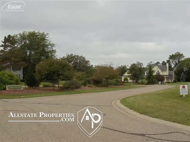 10451 Golfview CT, Davison, MI 48423 - #2