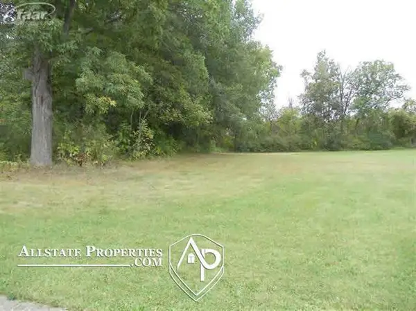 10440 Golfview CT, Davison, MI 48423