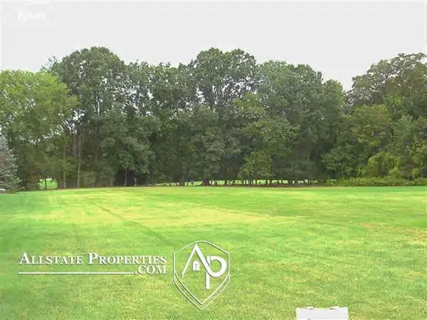 10415 Golfview CT, Davison, MI 48423