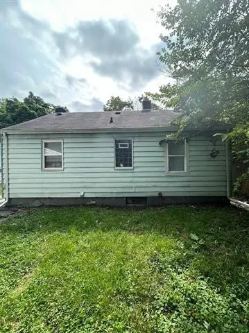 2301 Missouri AVE, Flint, MI 48506 - #3