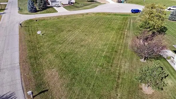 1859 E Big Bear DR, Owosso, MI 48867