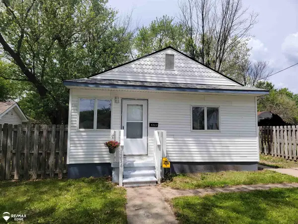 1234 Huron ST, Flint, MI 48507