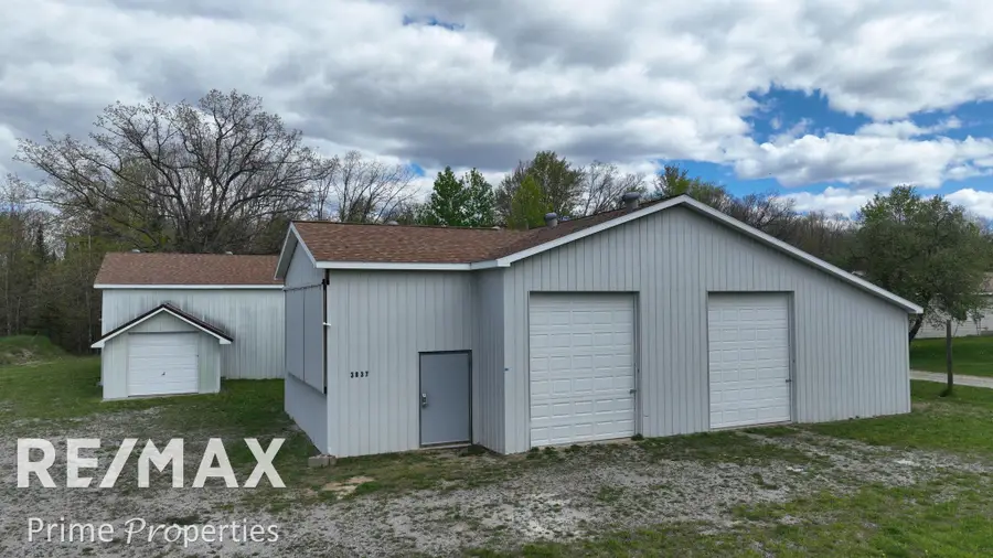 3837 Sage Lake RD, Lupton, MI 48635 - #2
