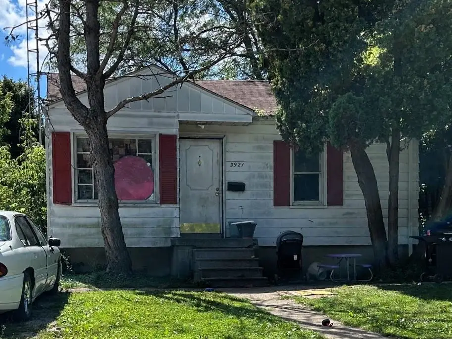 3921 Joyner ST, Flint, MI 48532 - #1