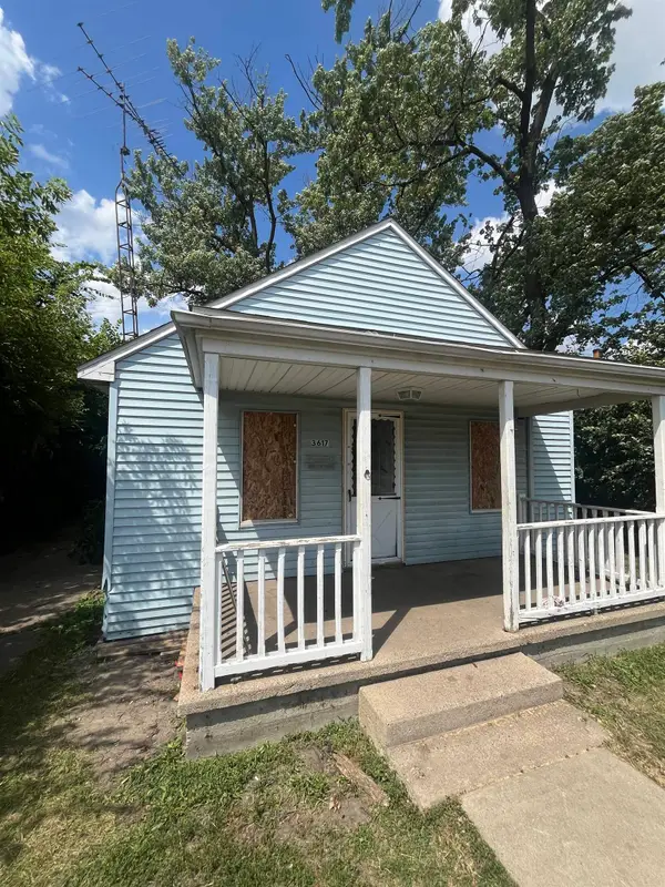 3617 Davison RD, Flint, MI 48506