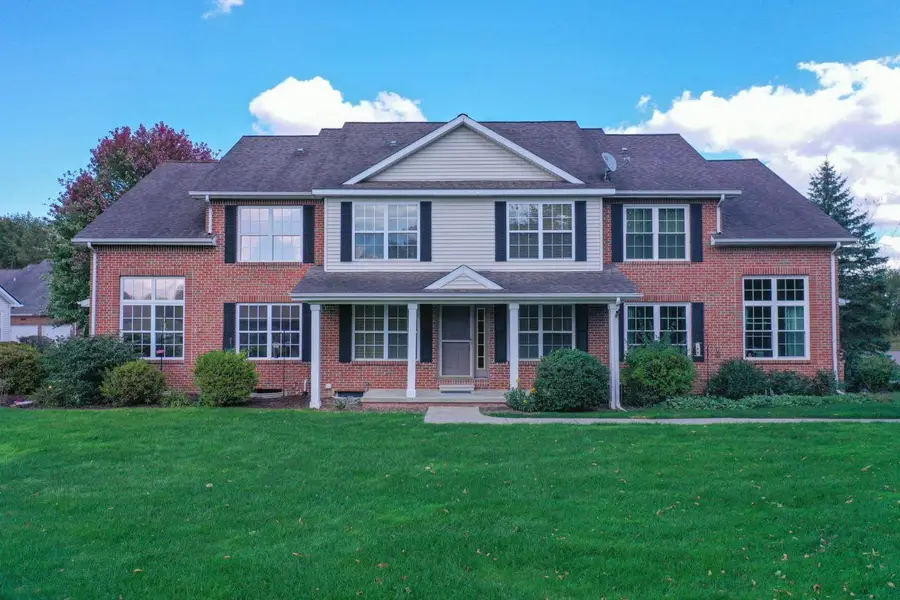 10174 Sunrise DR, Grand Blanc, MI 48439 - #3
