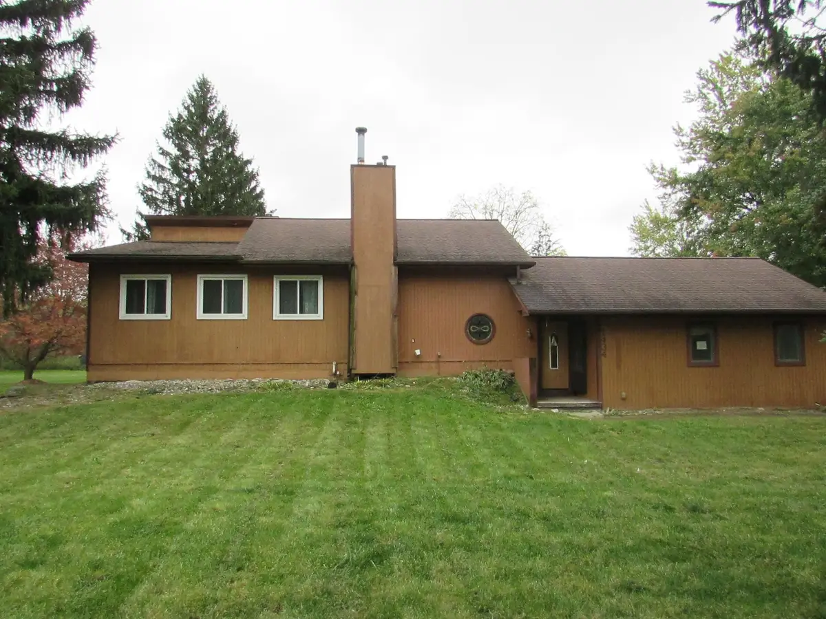 1434 E Cook RD, Grand Blanc, MI 48439 - #1