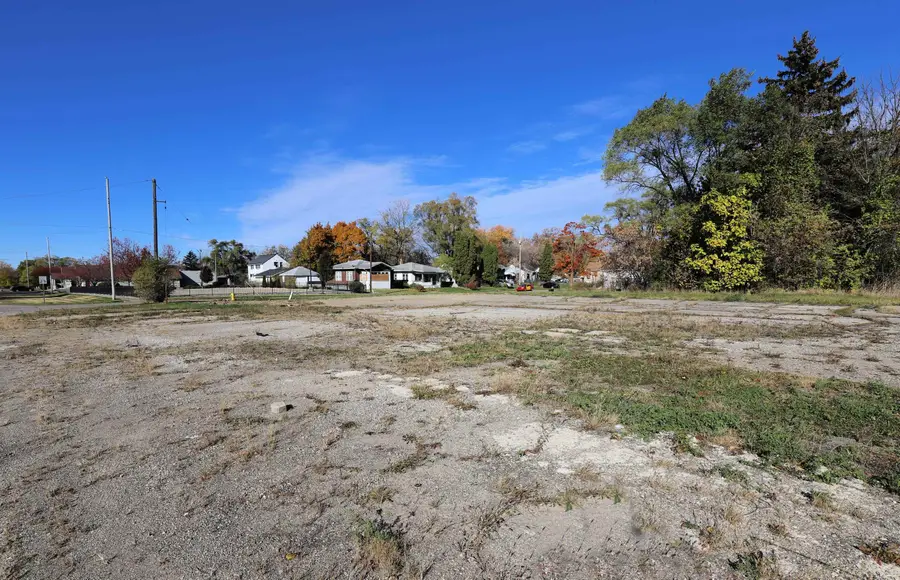 702/718 W Flint Park BLVD, Flint, MI 48505 - #2