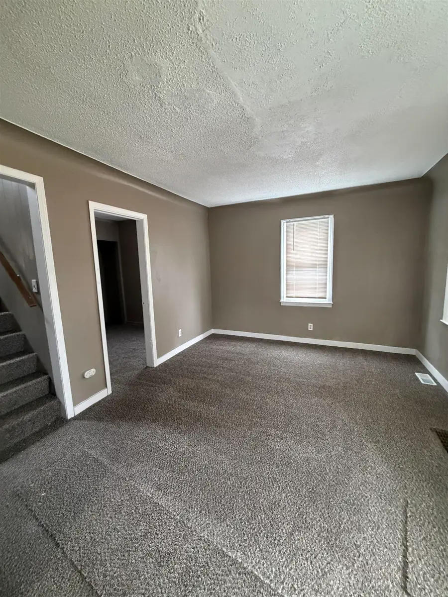 806 Alvord, Flint, MI 48507 - #3