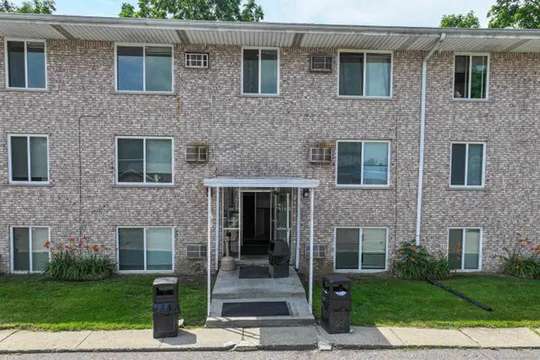 828 North Apt. #17 ST, MtMorris, MI 48458