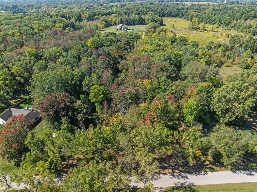 0 Marwood DR, Howell, MI 48855 - #3