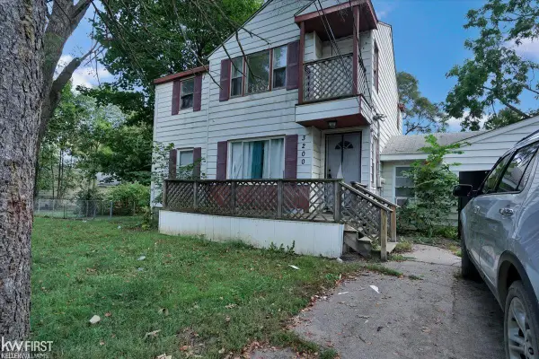 3200 N Averill AVE, Genesee, MI 48506