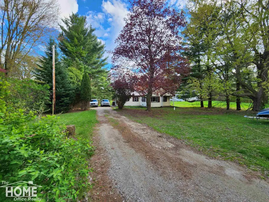 7405 W Lansing RD, Shaftsburg, MI 48872 - #3